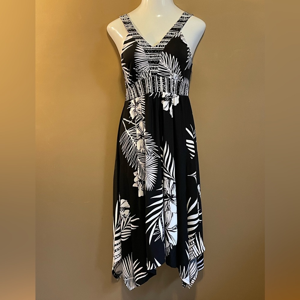 Style & Co Black and White Embellished Asymmetrical-Hem Sleeveless Dress, Sz M